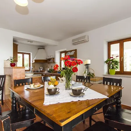 Holiday home Mit Privatpool Fuer 8 Personen Ca 220 Qm In Skitaca, Istrien Bucht Von Rasa *