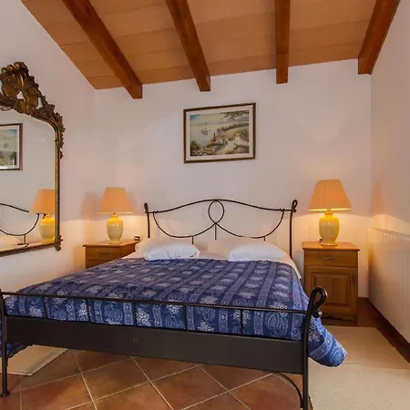 Mit Privatpool Fuer 8 Personen Ca 220 Qm In Skitaca, Istrien Bucht Von Rasa Holiday home Skitaca